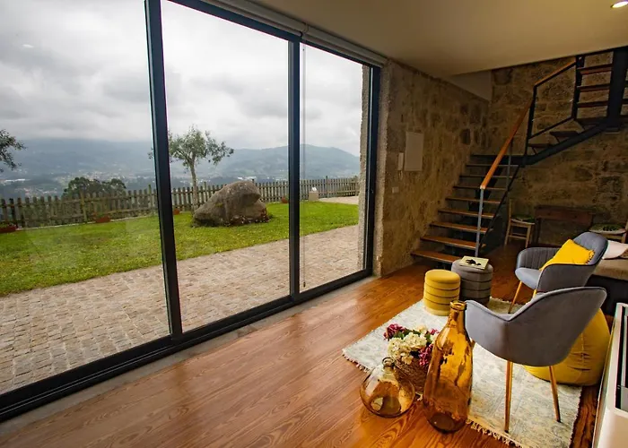 Casa D' Avo Marcelina - *