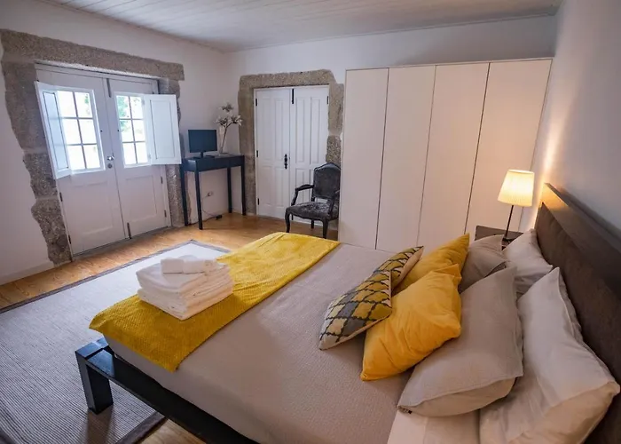 Casa D' Avo Marcelina - *